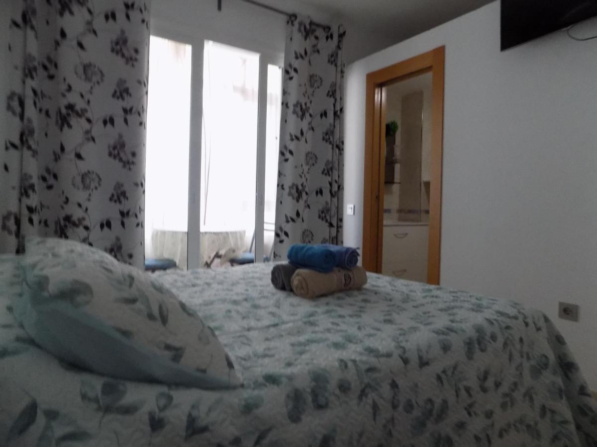 Malaga Centro Habitaciones Privada En Apartamento Compartidos Buitenkant foto