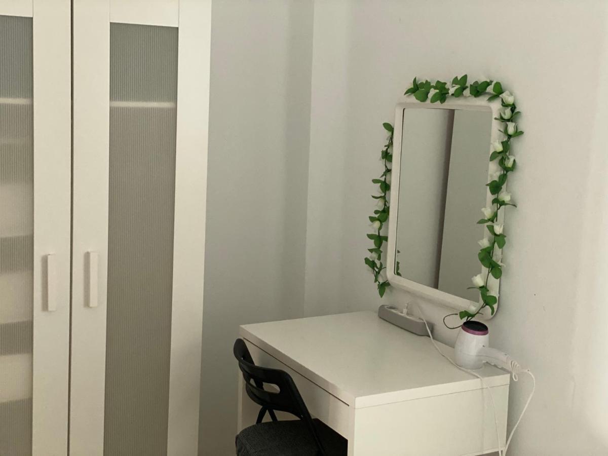 Malaga Centro Habitaciones Privada En Apartamento Compartidos Buitenkant foto